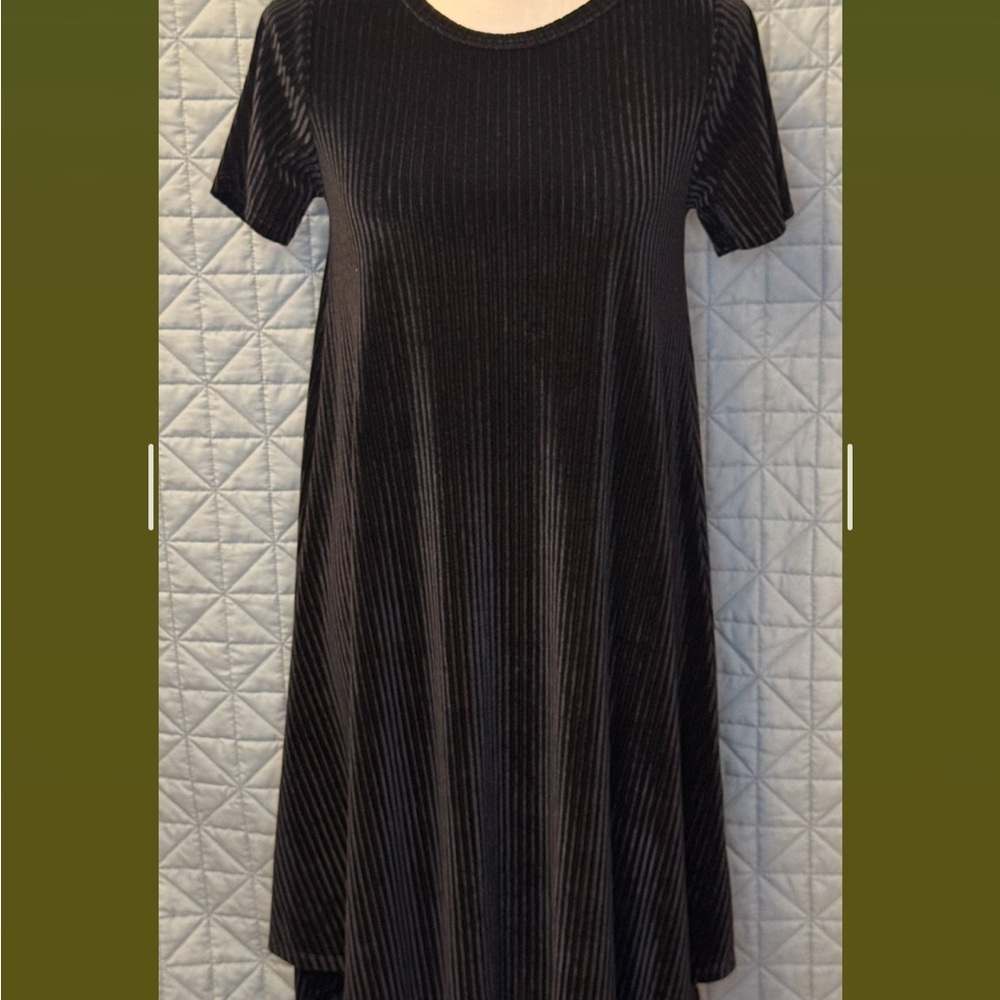 LuLaRoe Elegant Black Velvet ribbed Carley Dress